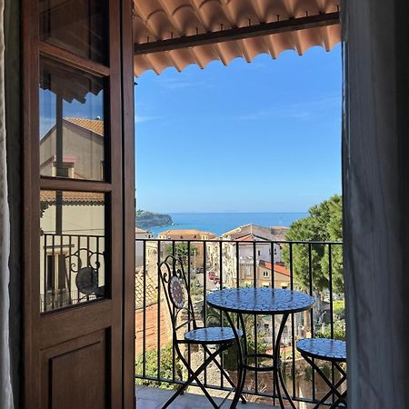 B&B Rivellini Tropea Buitenkant foto