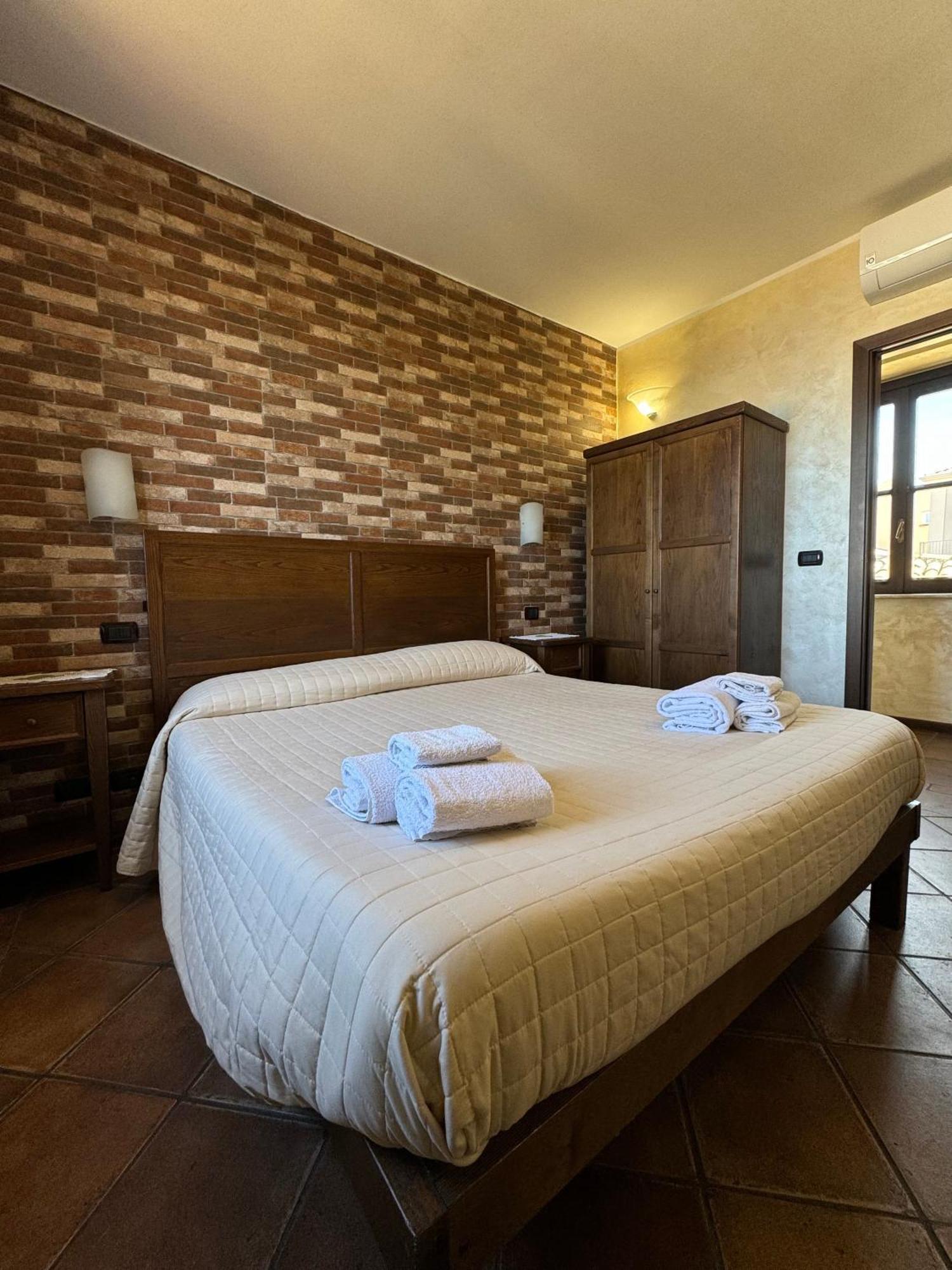 B&B Rivellini Tropea Buitenkant foto