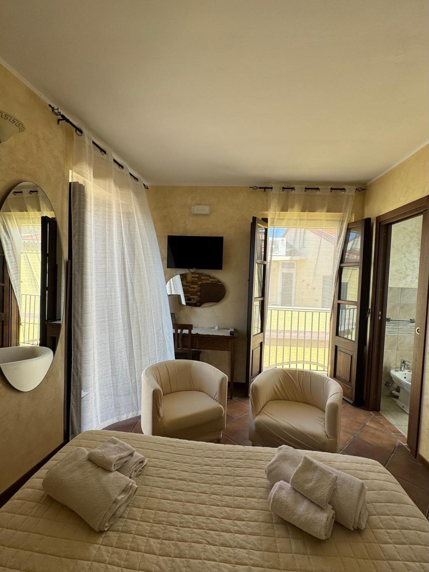 B&B Rivellini Tropea Buitenkant foto
